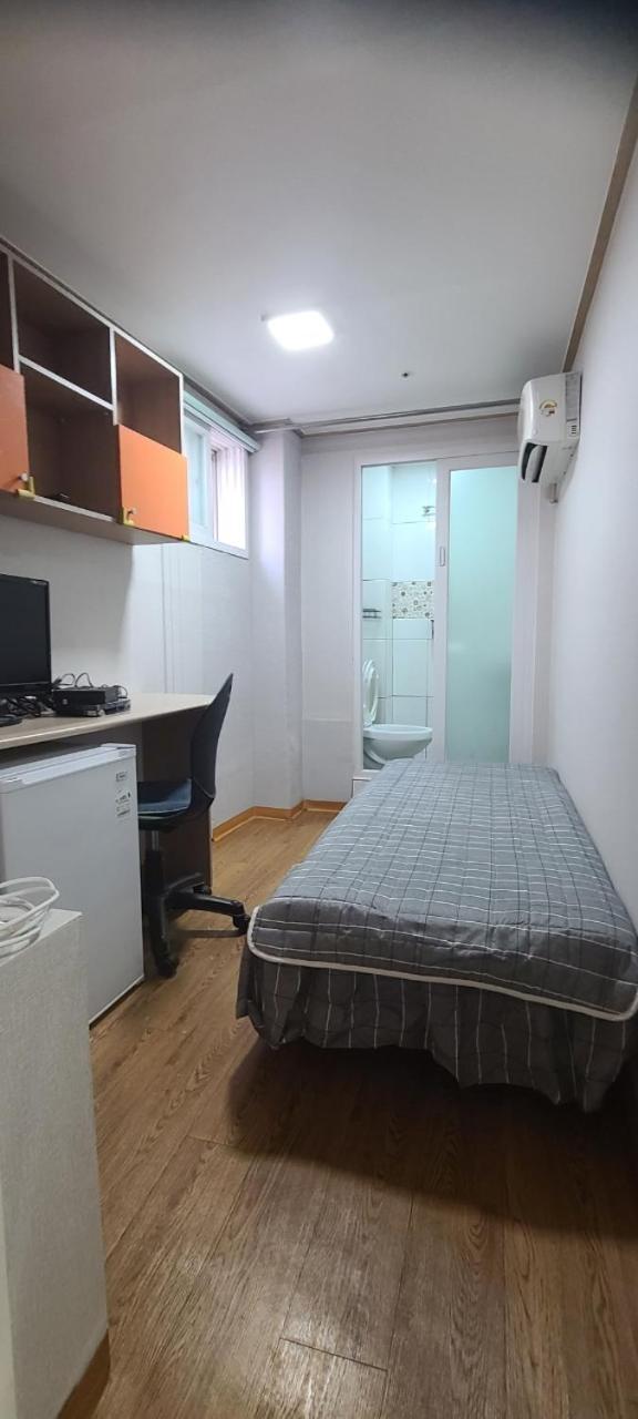 Yeouido Stay Seoul Exterior foto